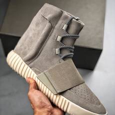 福利特价 尺码有36-40 【唯一纯原版本 全码出货】 Yeezy 750 Boost 初代灰 #独家纯原版本 市面唯 福利特价 尺码有36-40 【唯一纯原版本 全码出货】 Yeezy 750 Boost 初代灰 #独家纯原版本 市面唯