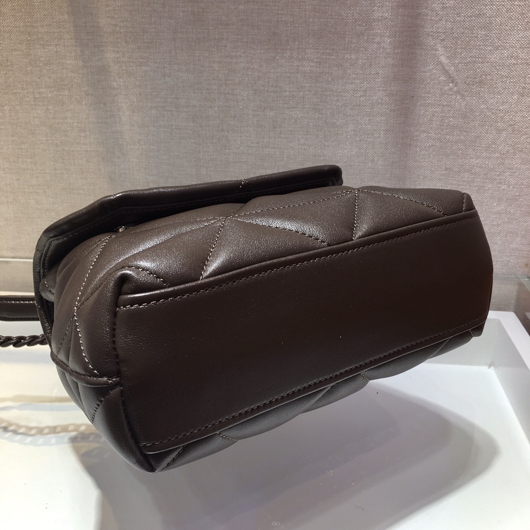 PRADA普拉达进口小羊皮肩背包1BD233