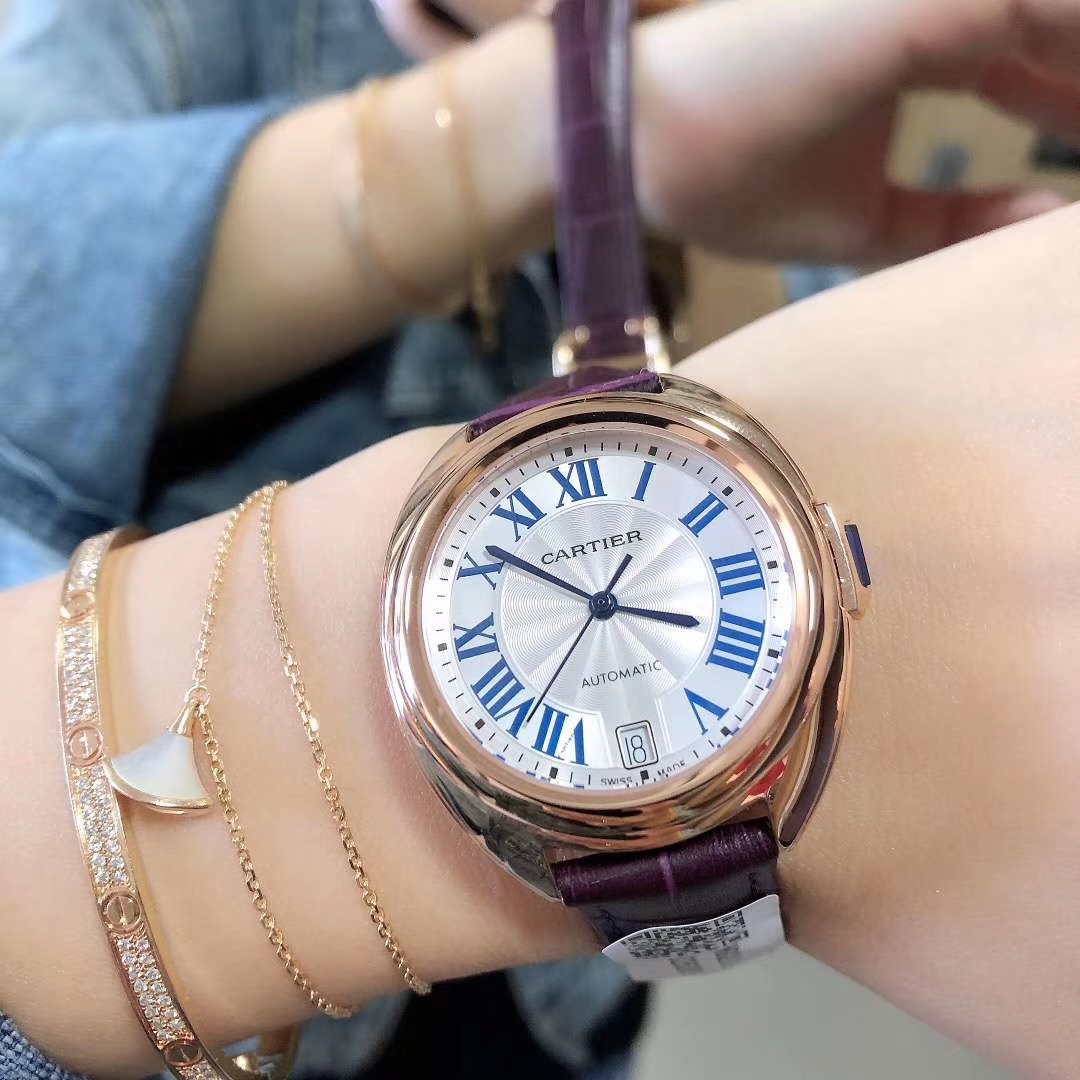 Cartier 卡地亚钥匙系列 Clé de Cartier 一款充满浪漫色彩的腕表