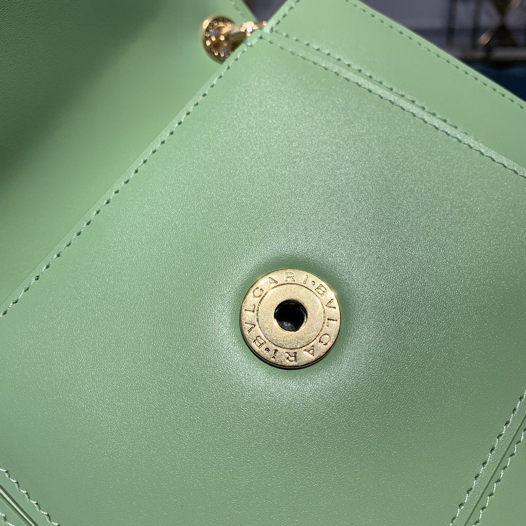 Alexander Wang X BVLGARI 合作限量款双层翻盖斜挎包288740