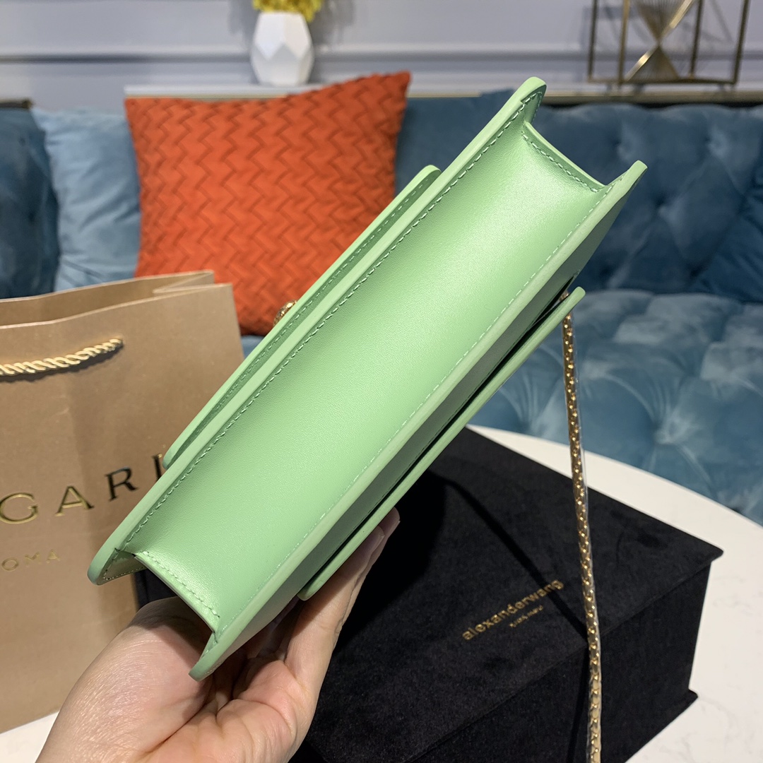 Alexander Wang X BVLGARI 合作限量款双层翻盖斜挎包288740