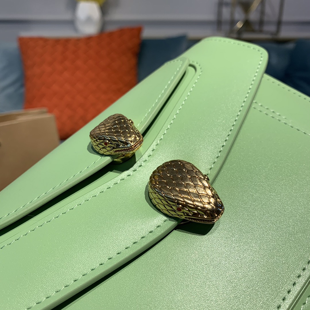 Alexander Wang X BVLGARI 合作限量款双层翻盖斜挎包288740