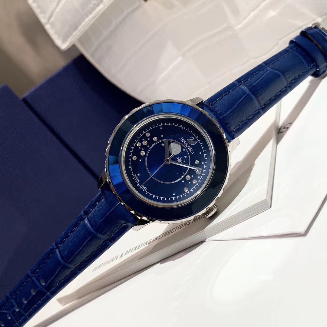 Lacoste OCTEA LUX MOON 登月纪念款系列腕表 神秘银河点缀腕间、洋溢典雅格调