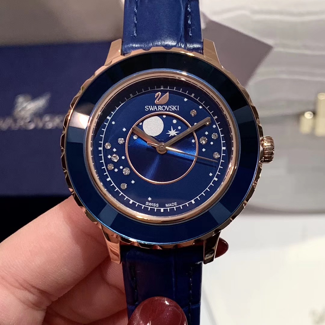 Lacoste OCTEA LUX MOON 登月纪念款系列腕表 神秘银河点缀腕间、洋溢典雅格调