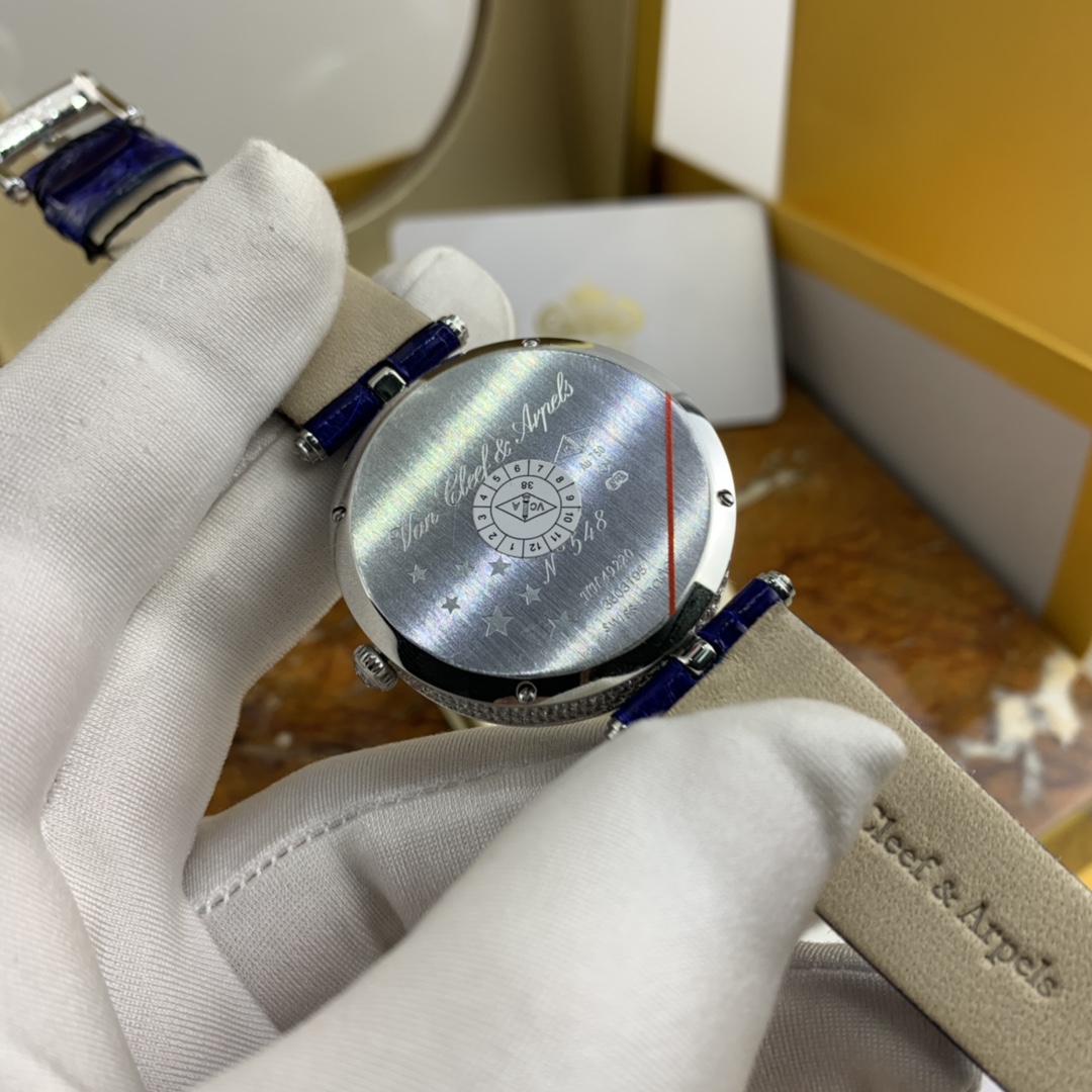 Van Cleef & Arpels 皇家 梵克雅宝日月星辰满天星女表腕表