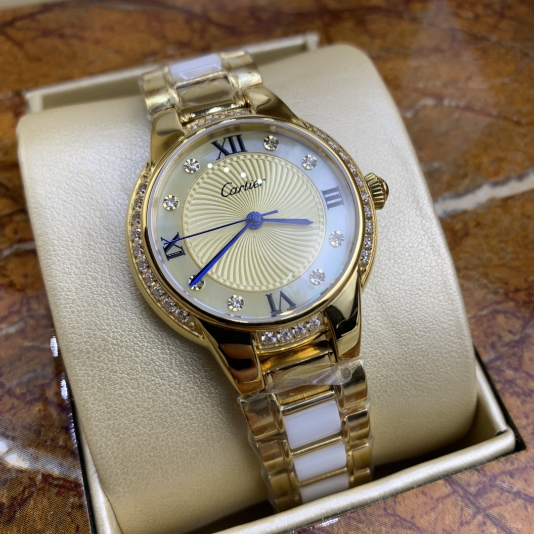 Cartier 皇家 卡地亚黄金镶钻加上陶瓷的女表