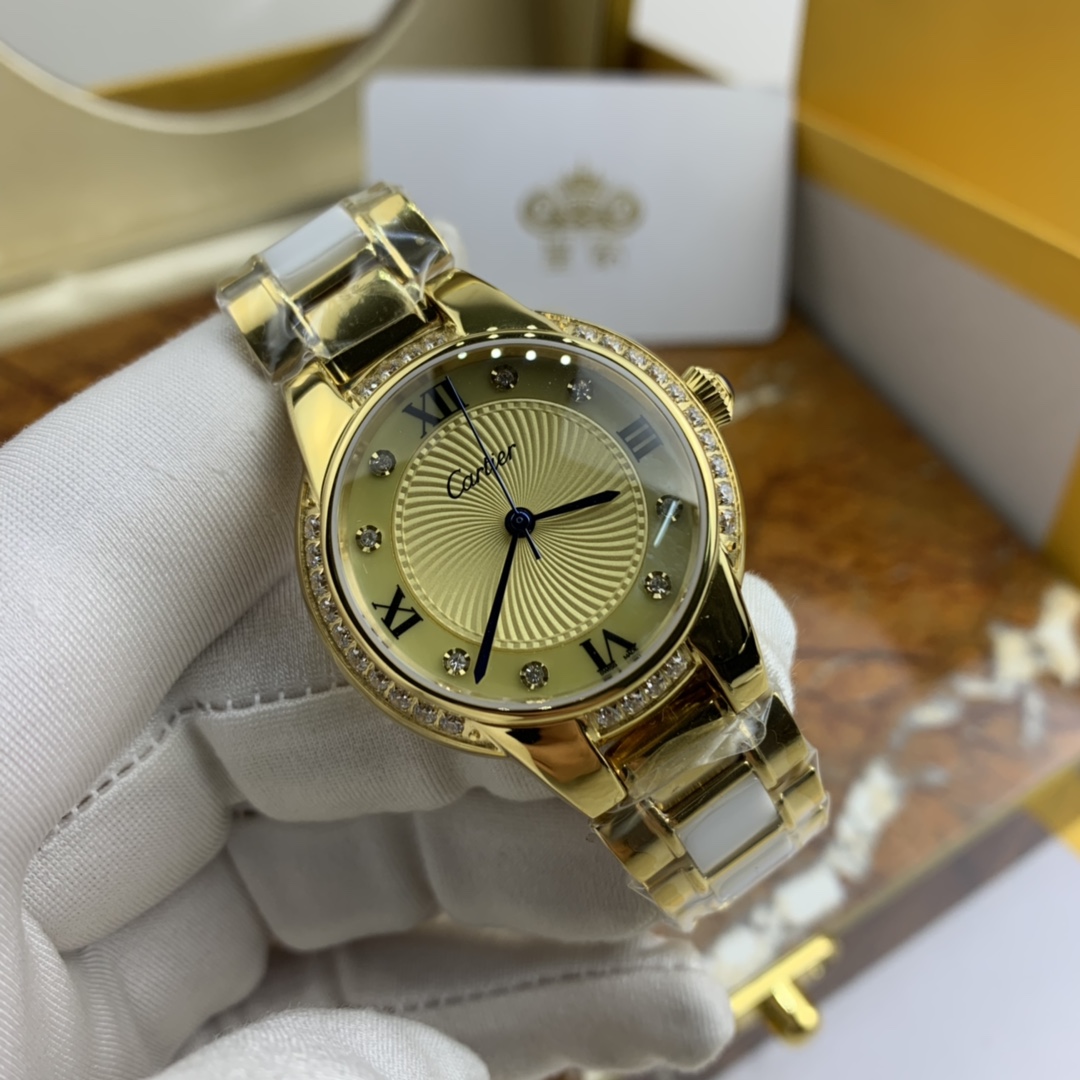Cartier 皇家 卡地亚黄金镶钻加上陶瓷的女表