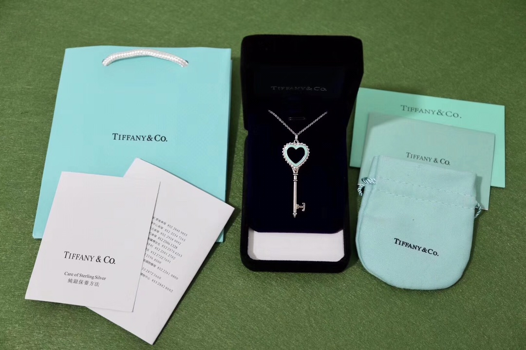 Tiffany & Co. 这些高颜值的钥匙 毛衣链