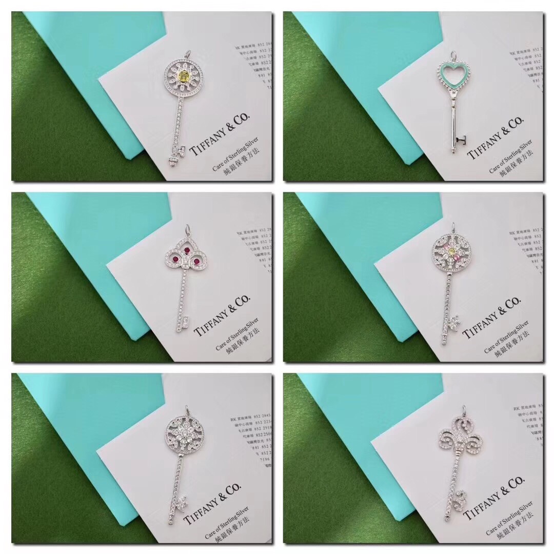 Tiffany & Co. 这些高颜值的钥匙 毛衣链
