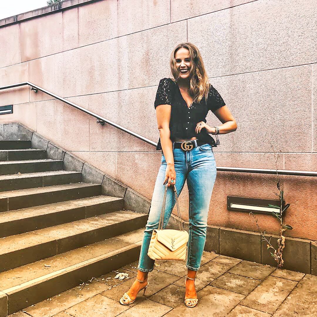 YSL LOULOU 23CM Y型绗缝链条包 494699杏色/银扣