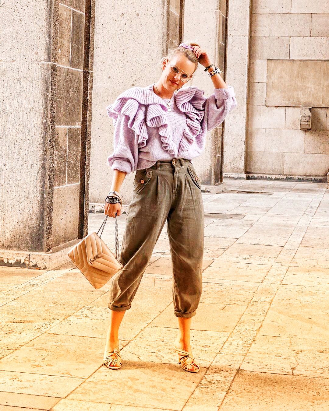 YSL LOULOU 23CM Y型绗缝链条包 494699杏色/银扣