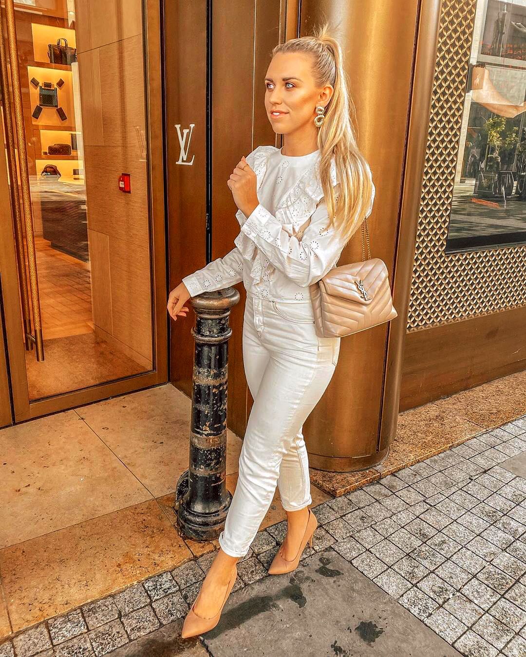 YSL LOULOU 23CM Y型绗缝链条包 494699杏色/银扣