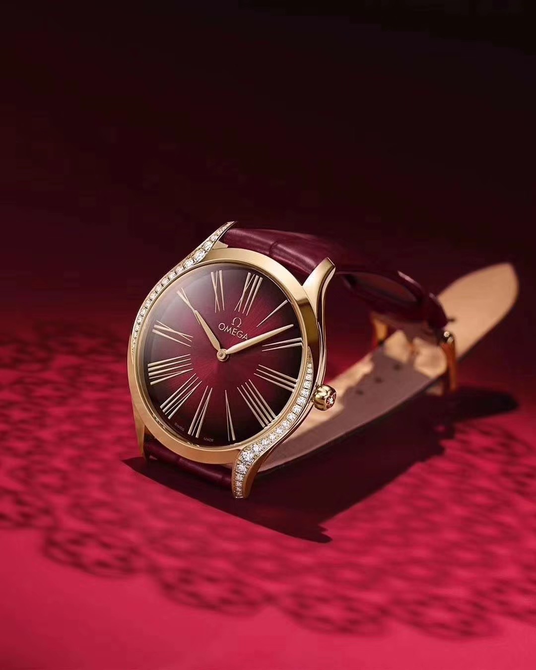 Omega 欧米茄蝶飞名典系列女表