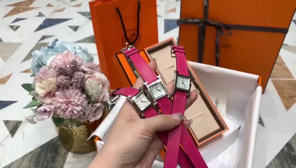 Hermès 爱马仕，孤独又灿烂的女表