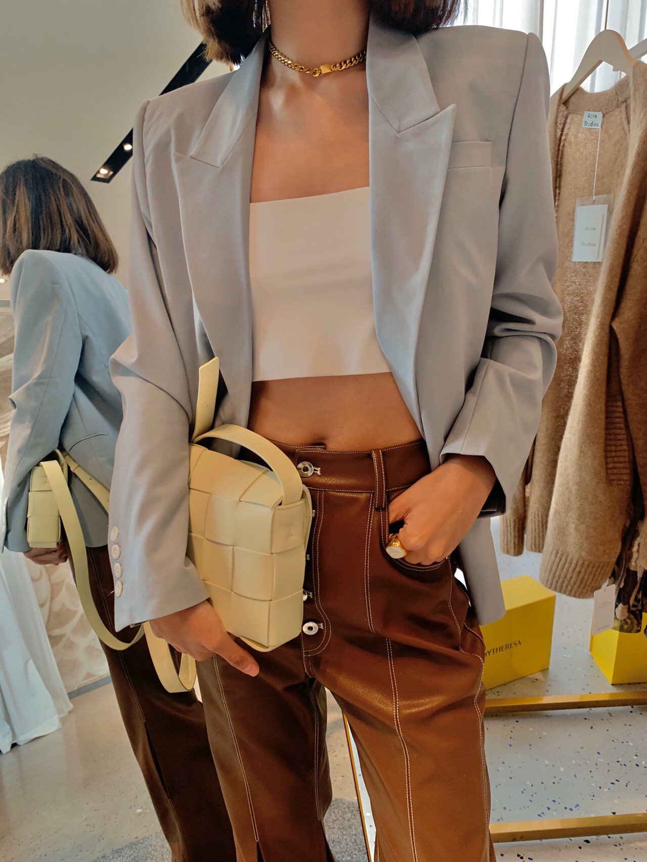 Bottega Veneta CASSETTE 23CM 编织皮革方盒斜挎包 578004香草冰激凌