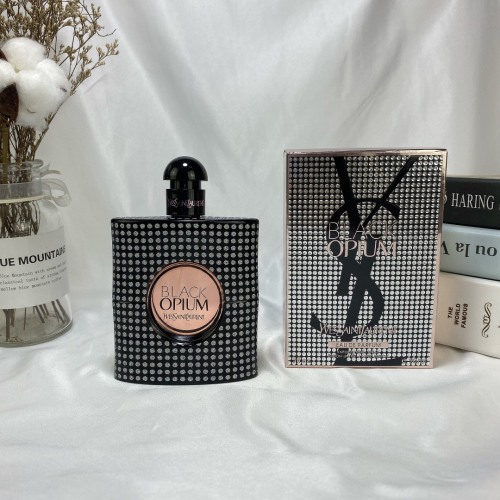 Yves Saint Laurent Black Opium Eau de Parfum - 100ml Limited Edition 1 Yves Saint Laurent Black Opium Eau de Parfum - 100ml Limited Edition
