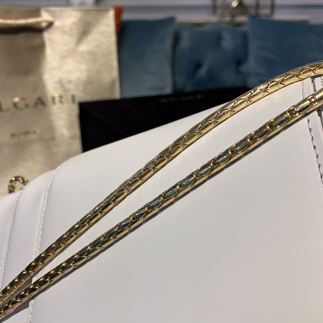 Alexander Wang X BVLGARI 合作限量款三层翻盖斜挎包288620