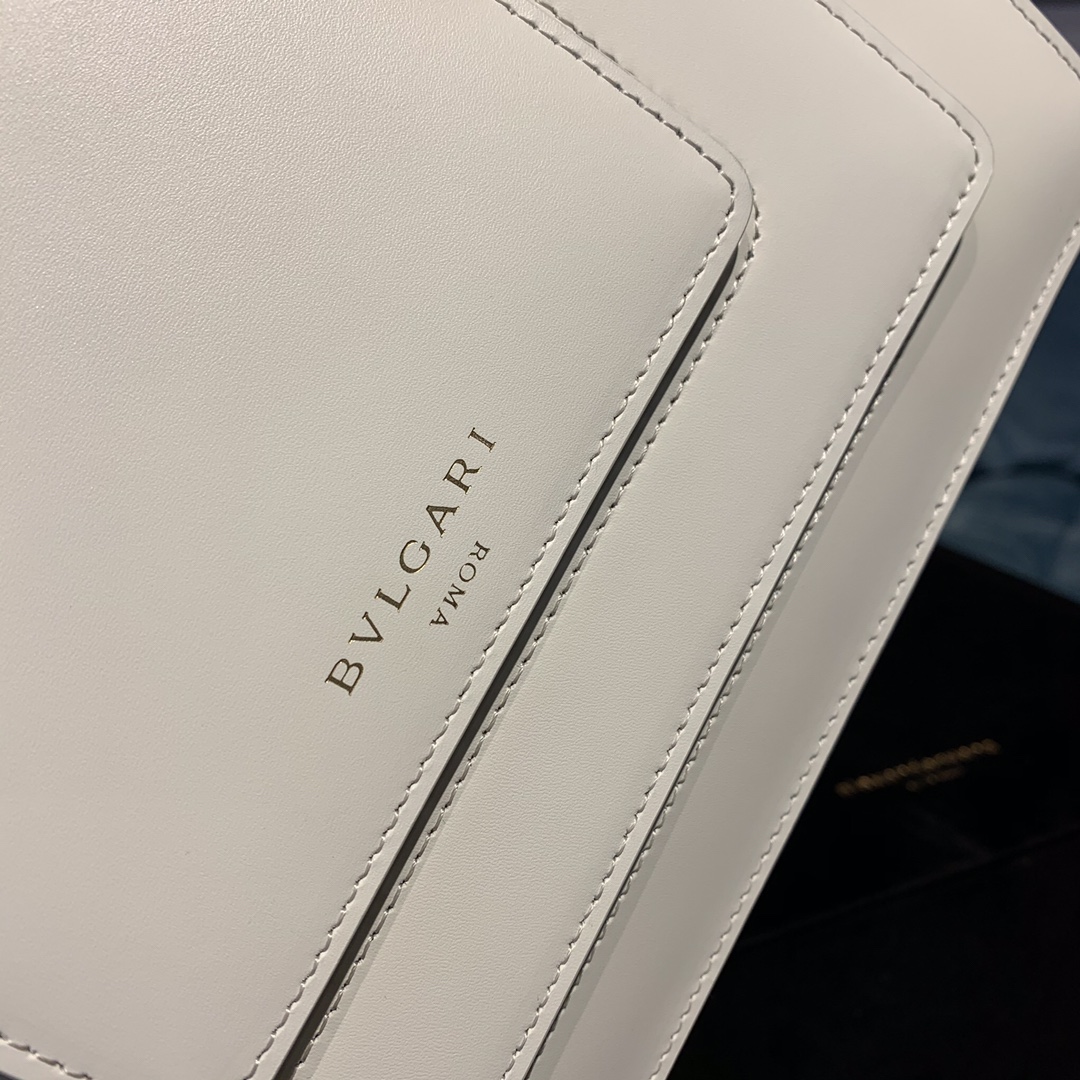 Alexander Wang X BVLGARI 合作限量款三层翻盖斜挎包288620