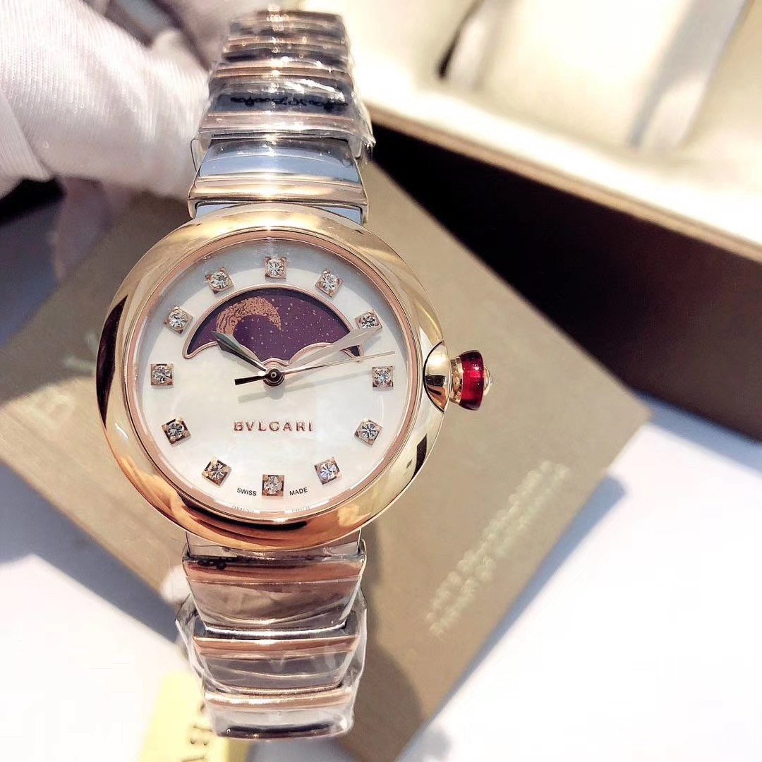 Bvlgari 宝格丽月相腕表