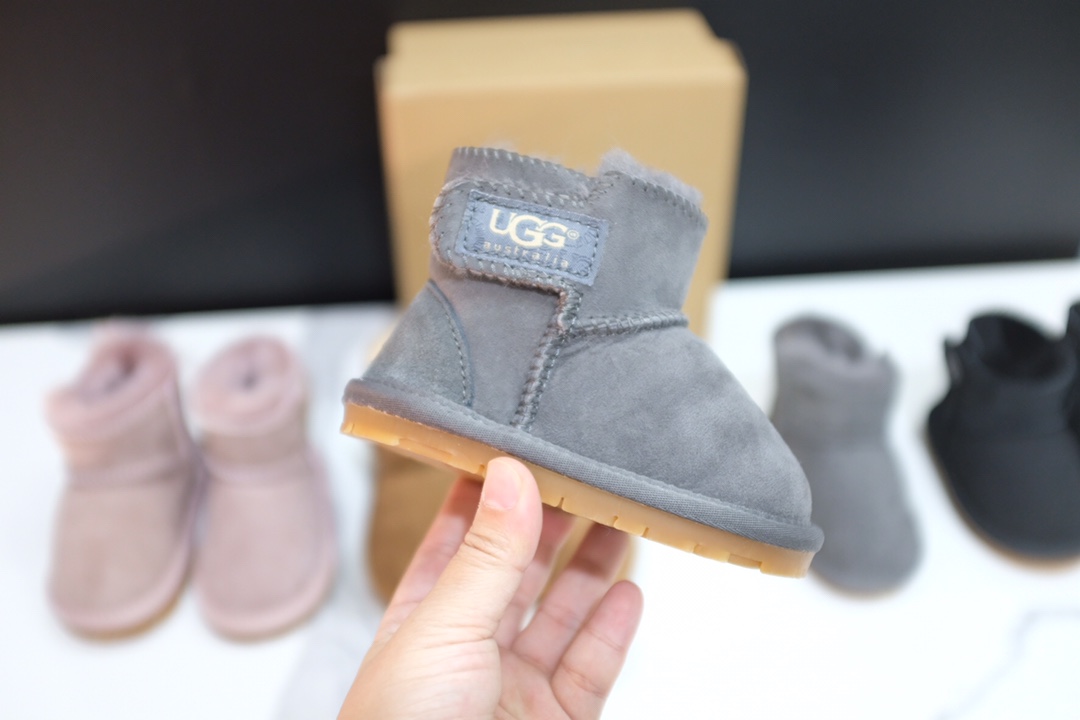图片[3]-放 UGG婴童款魔术贴雪地靴 尺码：14 15 16 17 18 皮毛一体，保暖舒适☁️ 橡胶大底，耐磨防滑✔️.. 婴童款，保护稚嫩脚丫❄️-选品中心