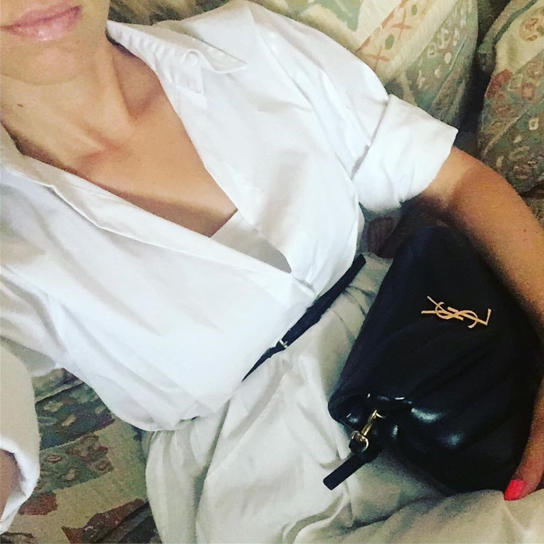 YSL LouLou 20CM 迷你斜挎包 467072黑色/金扣