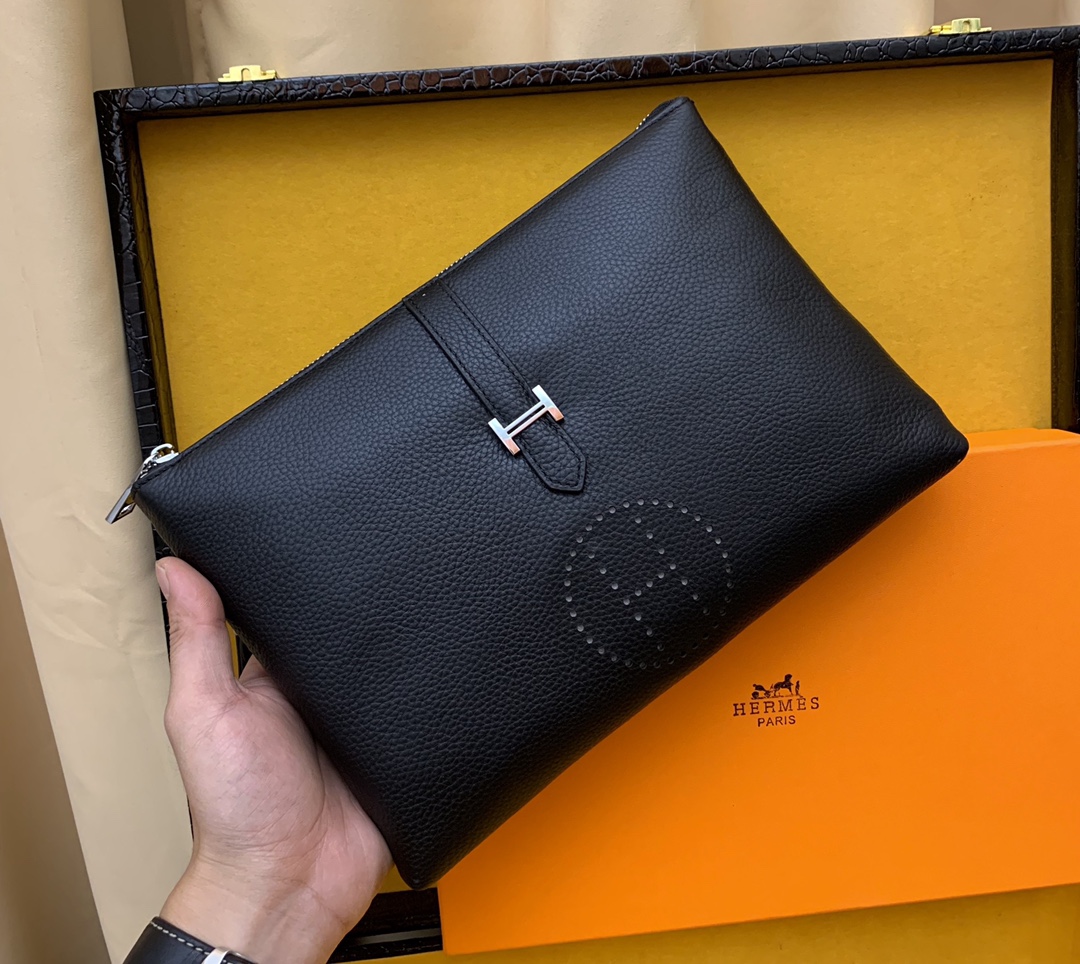 HERMES Yale Line Pochette Shoulder Bag #QOE5DV