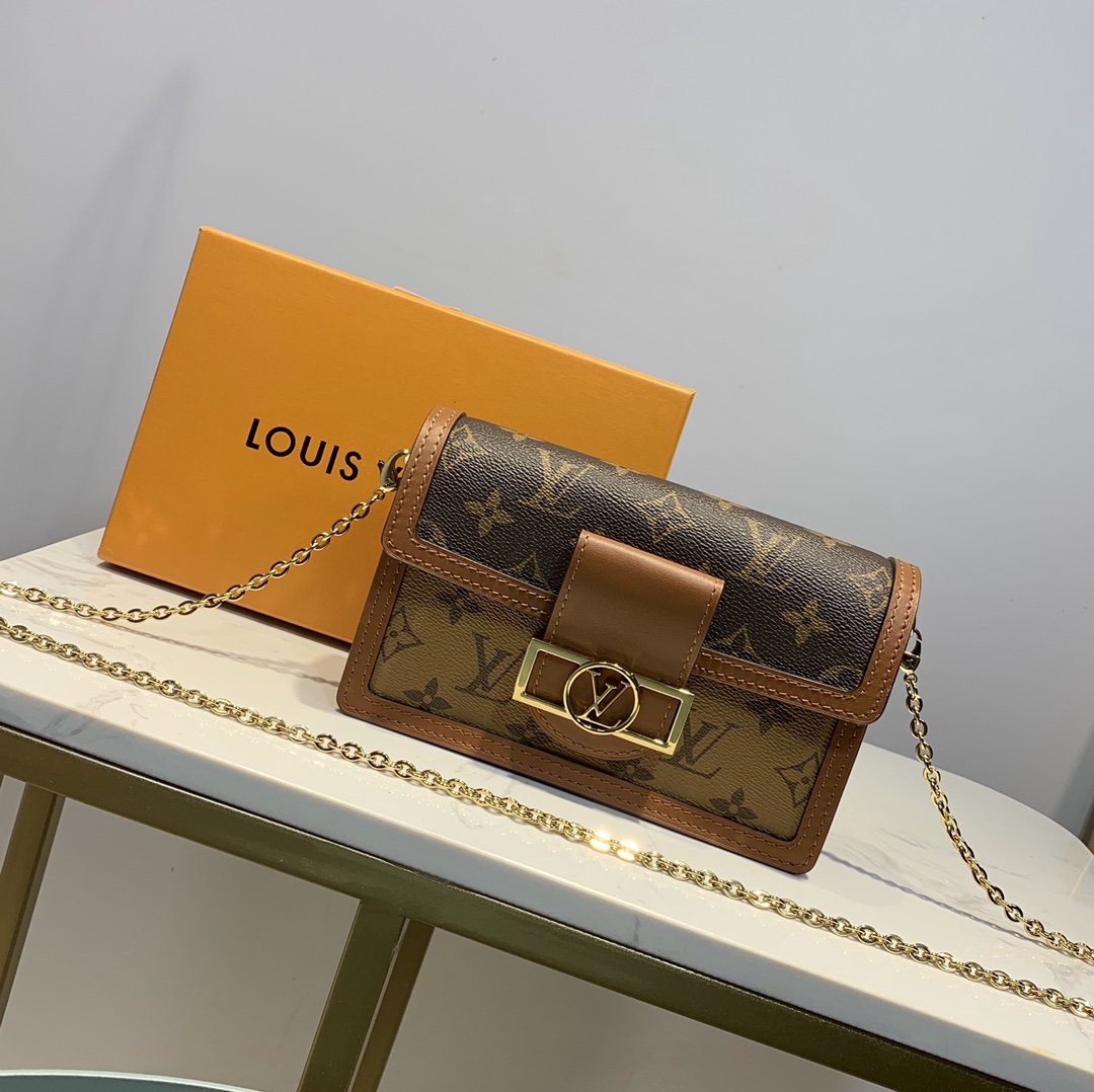 Louis Vuitton LV Dauphine Fashion
 Crossbody & Shoulder Bags Monogram Reverse Calfskin Canvas Cowhide Circle Chains M68746