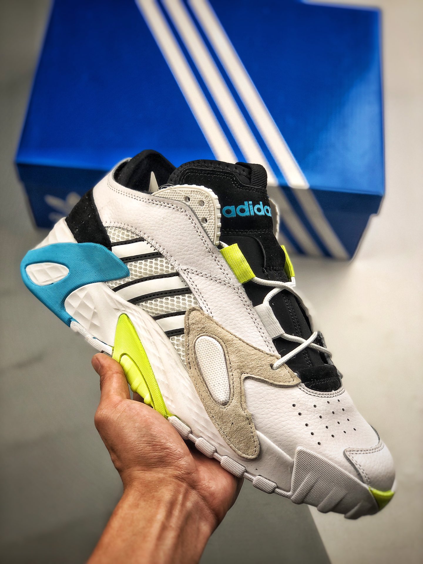 Soporte contra reembolso, Adidas streetball estilo urbano "Pequeño Yeezy 700" N.º de artículo: EF9598 #Reinventa la mod…