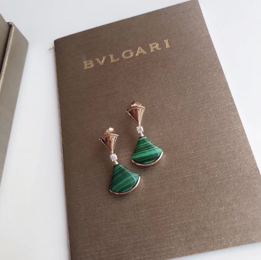 【精工版本】😘Bvlgari 宝格丽 Diva系列 孔雀石绿裙子耳钉 光面单钻 超美腻 人手必备单品 本