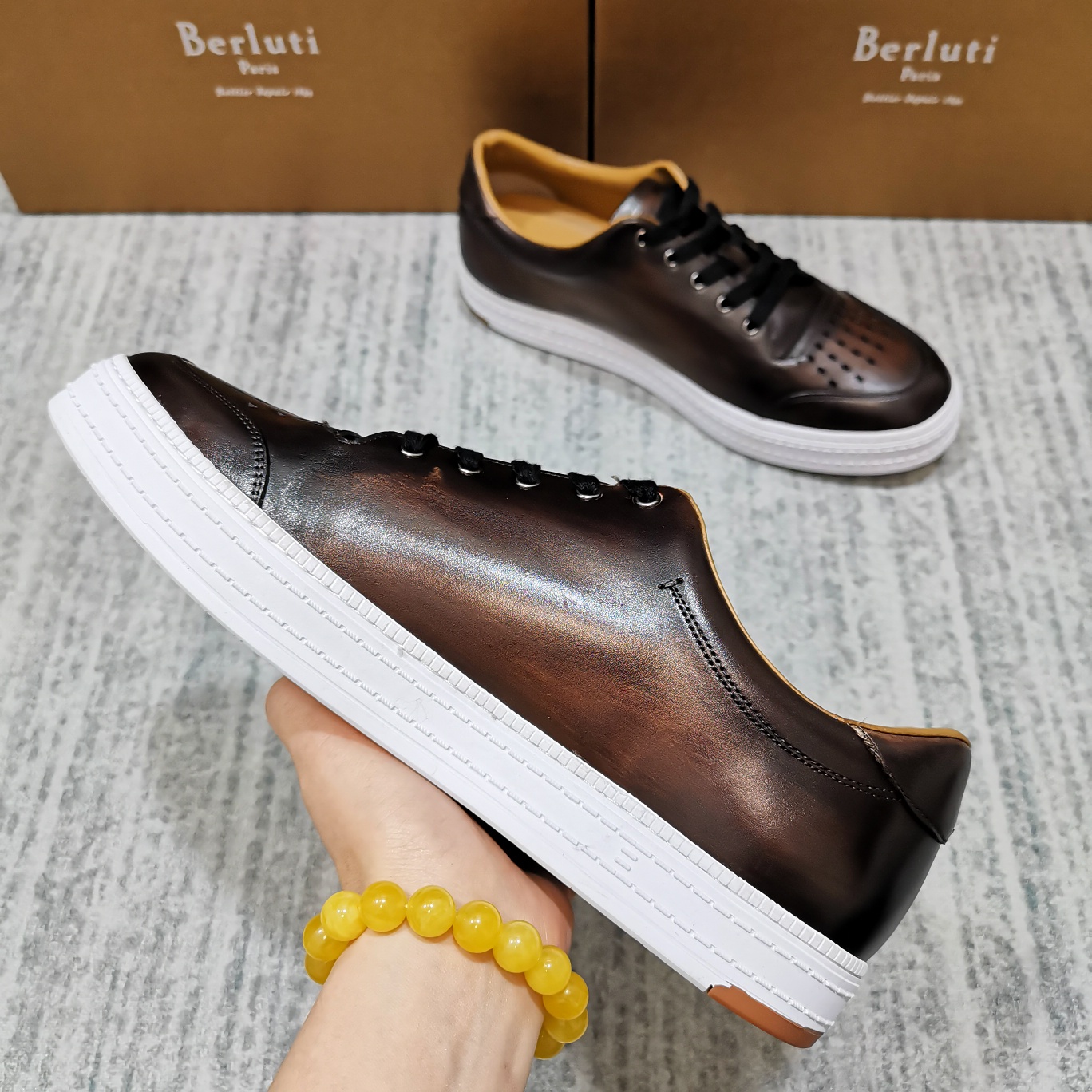 💋 💍 BERLU**  布鲁提 PLAYTIME PALERMO 运动鞋  一片式皮质鞋 鞋面上手工缝