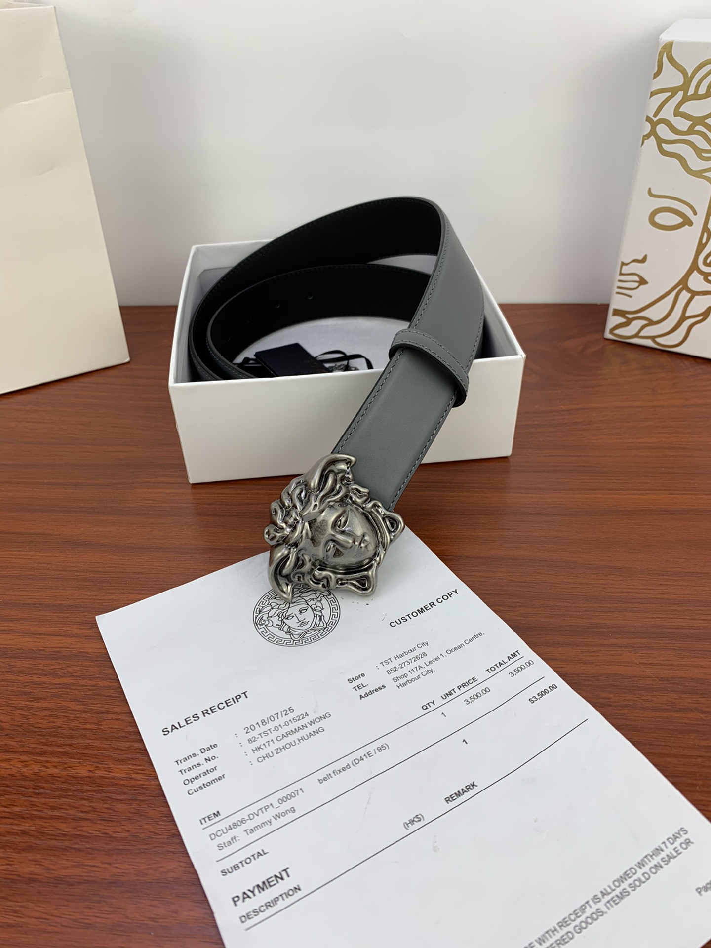 VERSACE 范思哲 新款平纹/双面头层 采用精挑细选进口牛皮 4 0 cm