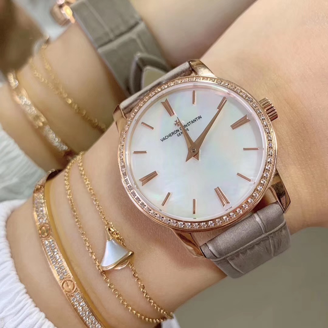 Vacheron Constantin 江诗丹顿女款传袭系列腕表，终于来了，颜色非常独特，很薄