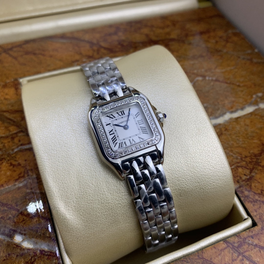 Cartier 皇家 卡地亚猎豹PANTHERE DE CARTIER系列女款镶钻腕表