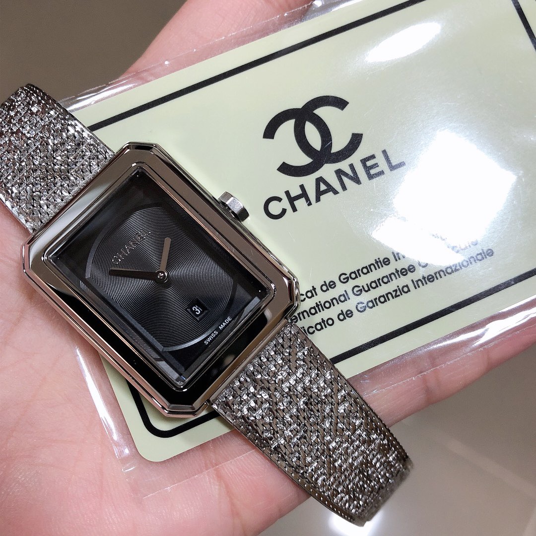 Chanel 香奈儿女表斜纹软呢钢带 可以没有男朋友 不能没有这款
