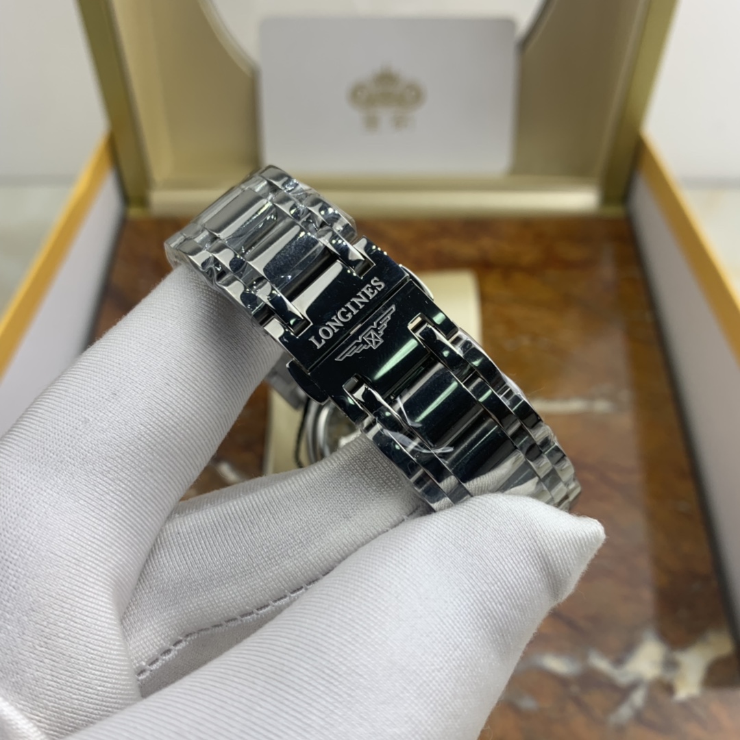 Longines 皇家 浪琴心月女款月相腕表