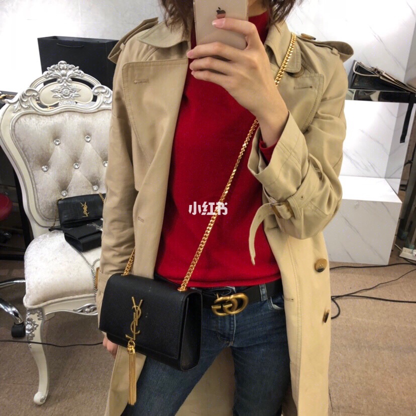 YSL 𝐊𝐚𝐭𝐞 20𝐜𝐦 鱼子酱流苏链条包 474366黑色/金扣