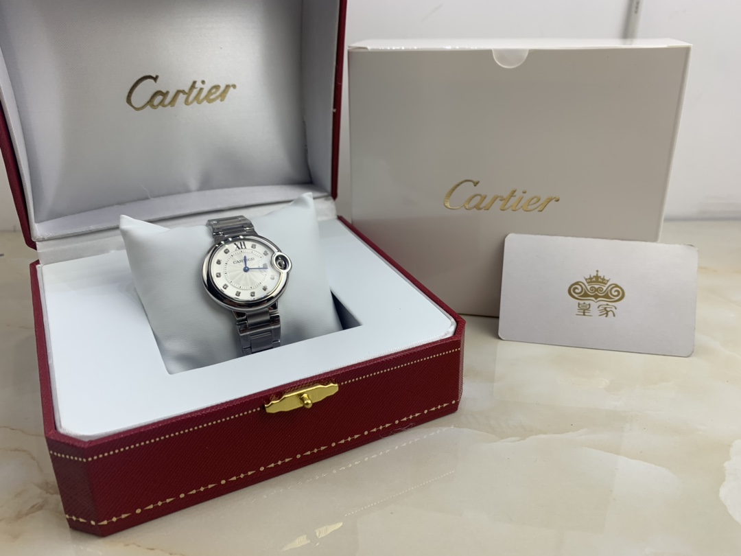 Cartier 皇家 卡地亚蓝气球33尺寸女款钻石替代时间腕表