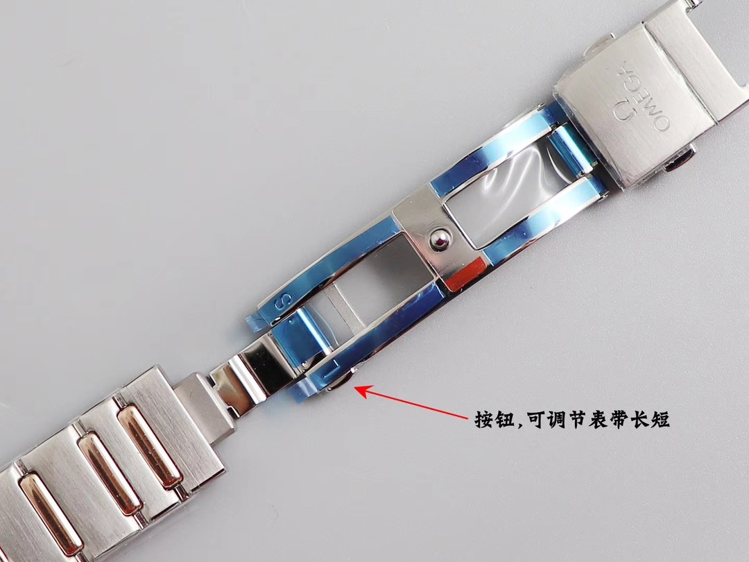 Omega 欧米茄第五代星座系列 29mm 作为星座大改款 独特的表扣按钮能随意调节表带长度2mm