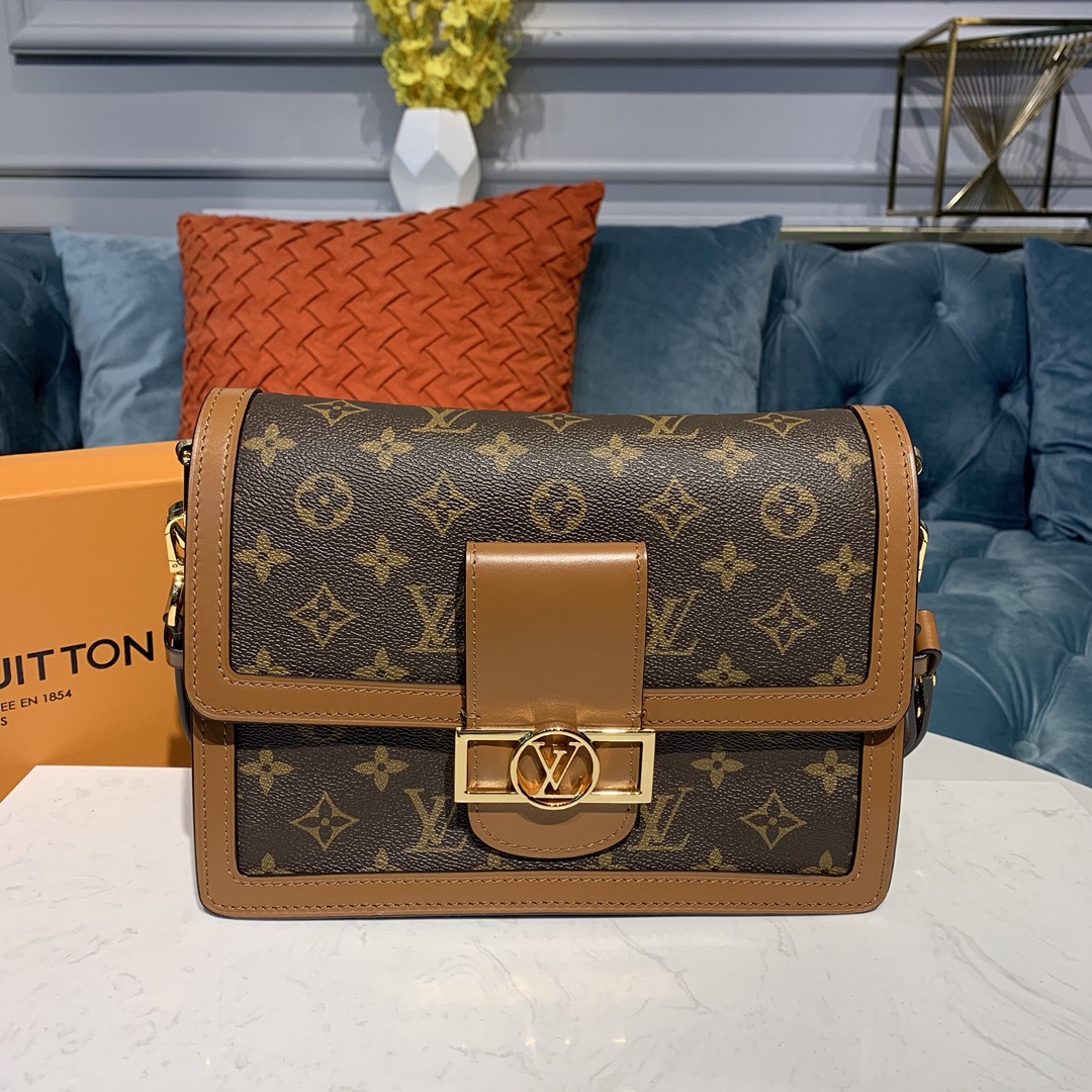 Louis Vuitton LV Dauphine Handbags Messenger Bags Black Gold Monogram Canvas Calfskin Cowhide Spring Collection Fashion M44391