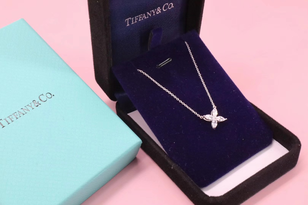 Tiffany & Co. Tiffany&Co. 简约四叶草 锁骨项链