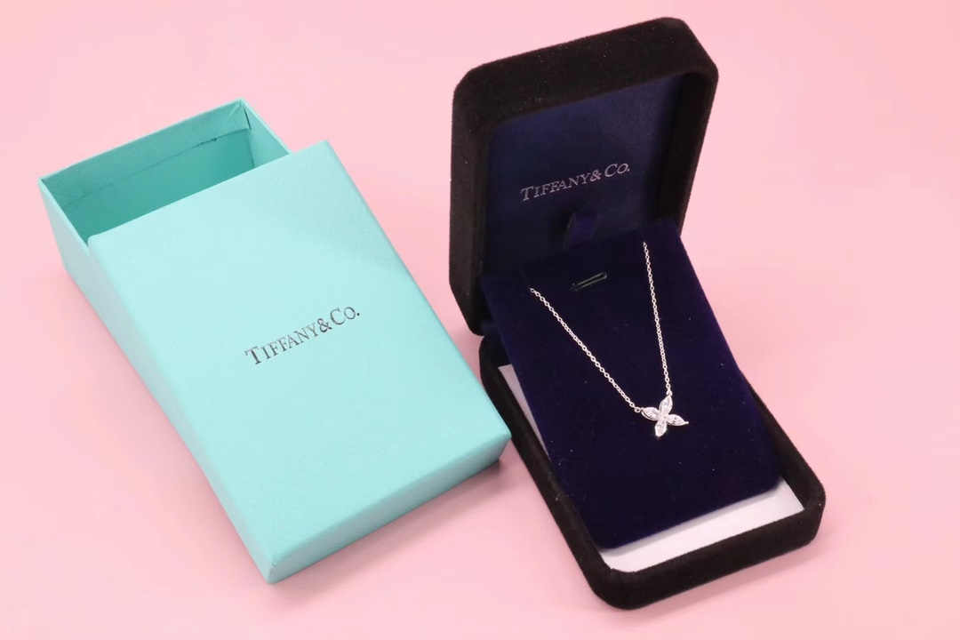 Tiffany & Co. Tiffany&Co. 简约四叶草 锁骨项链