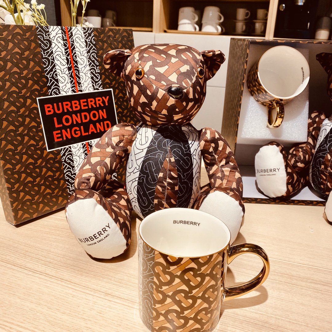 BURBERRY VIP BOX BEARS AND CUPS - 图片 5