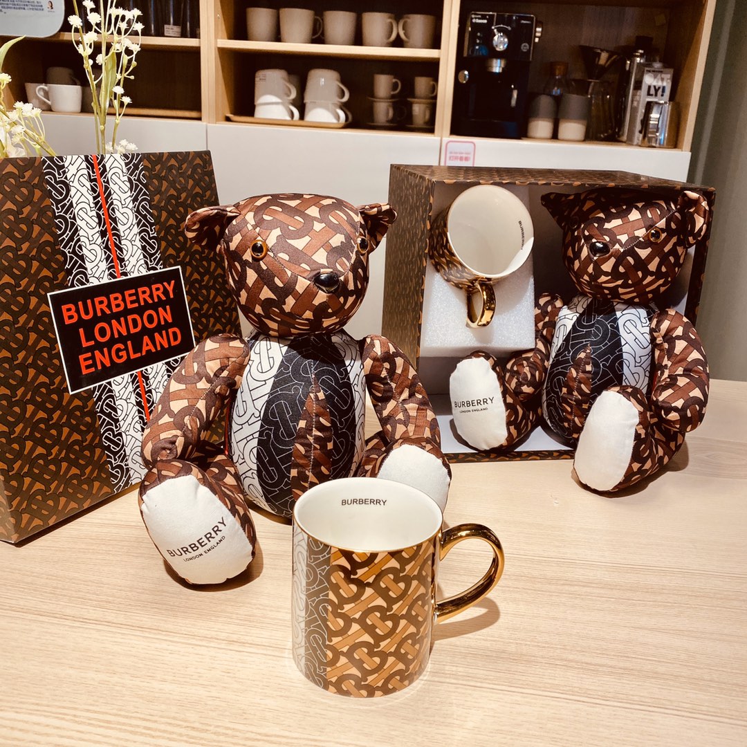 BURBERRY VIP BOX BEARS AND CUPS - 图片 2