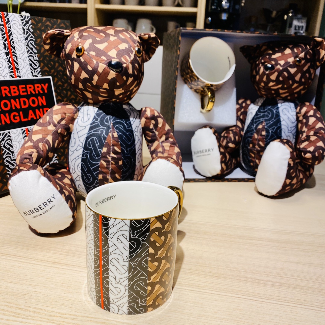 BURBERRY VIP BOX BEARS AND CUPS - 图片 6