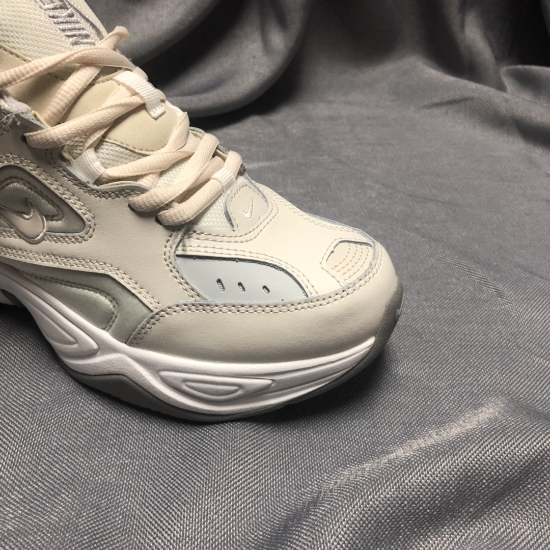 重生耐克Nike Air Monarch 