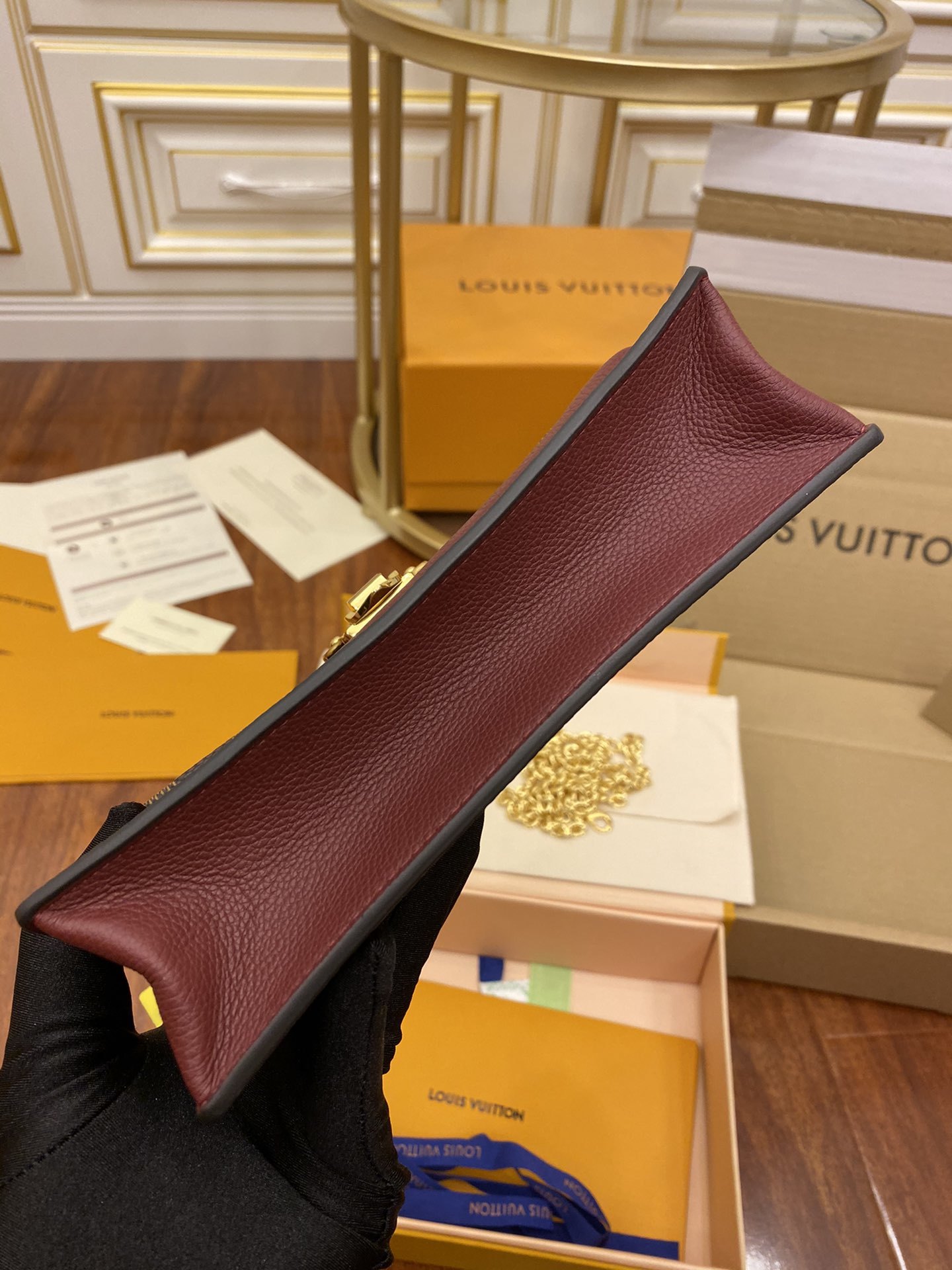 独家首发型号M60222特级加强版品质提升.专柜同步电子芯片内码礼品袋保护纸铜版电子标签合格证皮料是正品