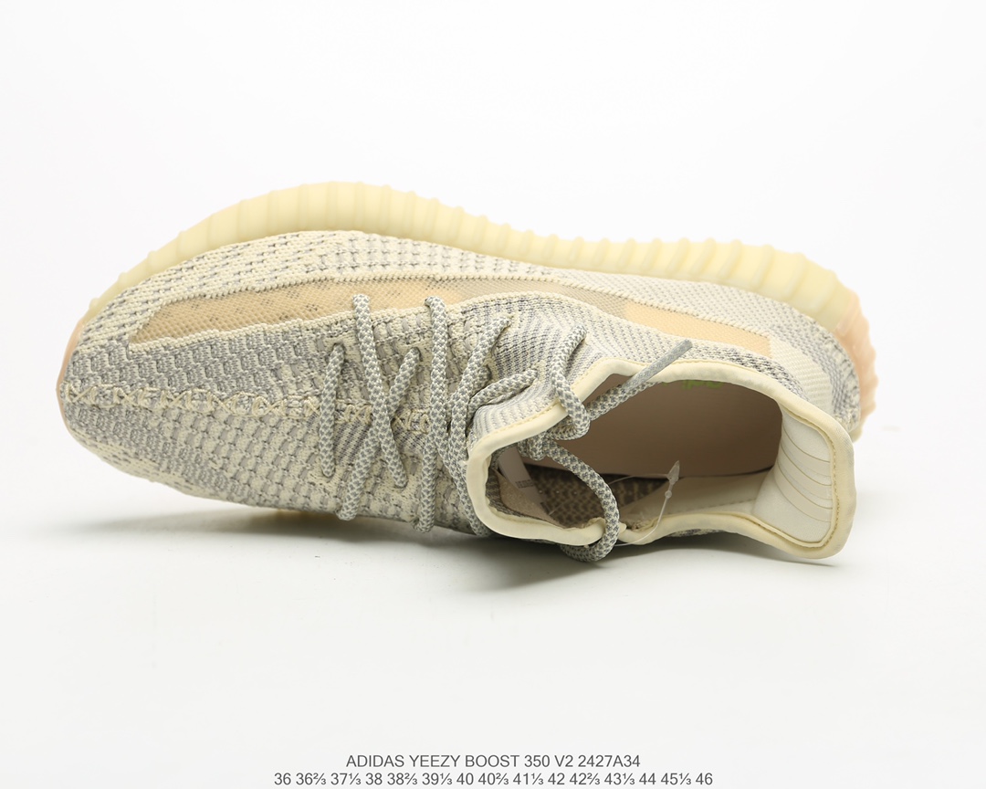公司级福利💯
采用了透明材质的设计！adidas 椰子Yeezy 350v2 “Static”系列百搭轻便爆米花中底慢跑鞋 尺码：36 36.5 37 38 38.5 39 40 40.5 41 42 42.5 43 44 44.5 45 46 编码：2427A34