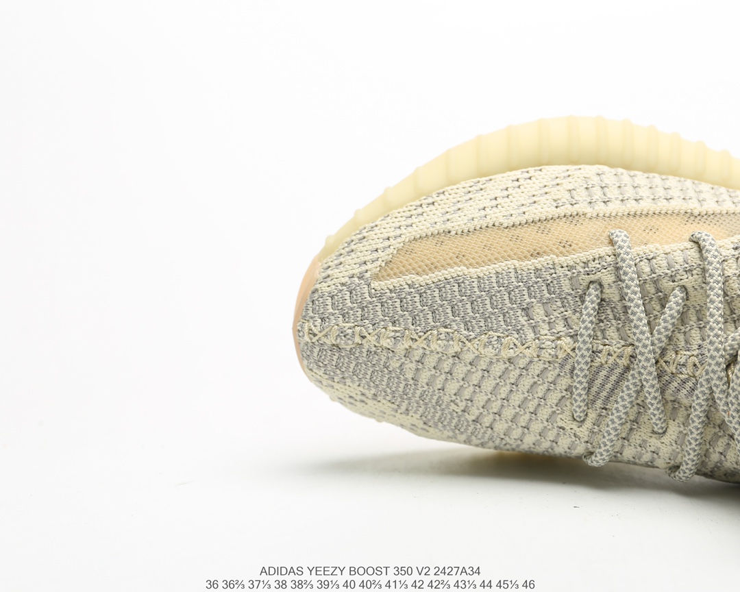 公司级福利💯
采用了透明材质的设计！adidas 椰子Yeezy 350v2 “Static”系列百搭轻便爆米花中底慢跑鞋 尺码：36 36.5 37 38 38.5 39 40 40.5 41 42 42.5 43 44 44.5 45 46 编码：2427A34