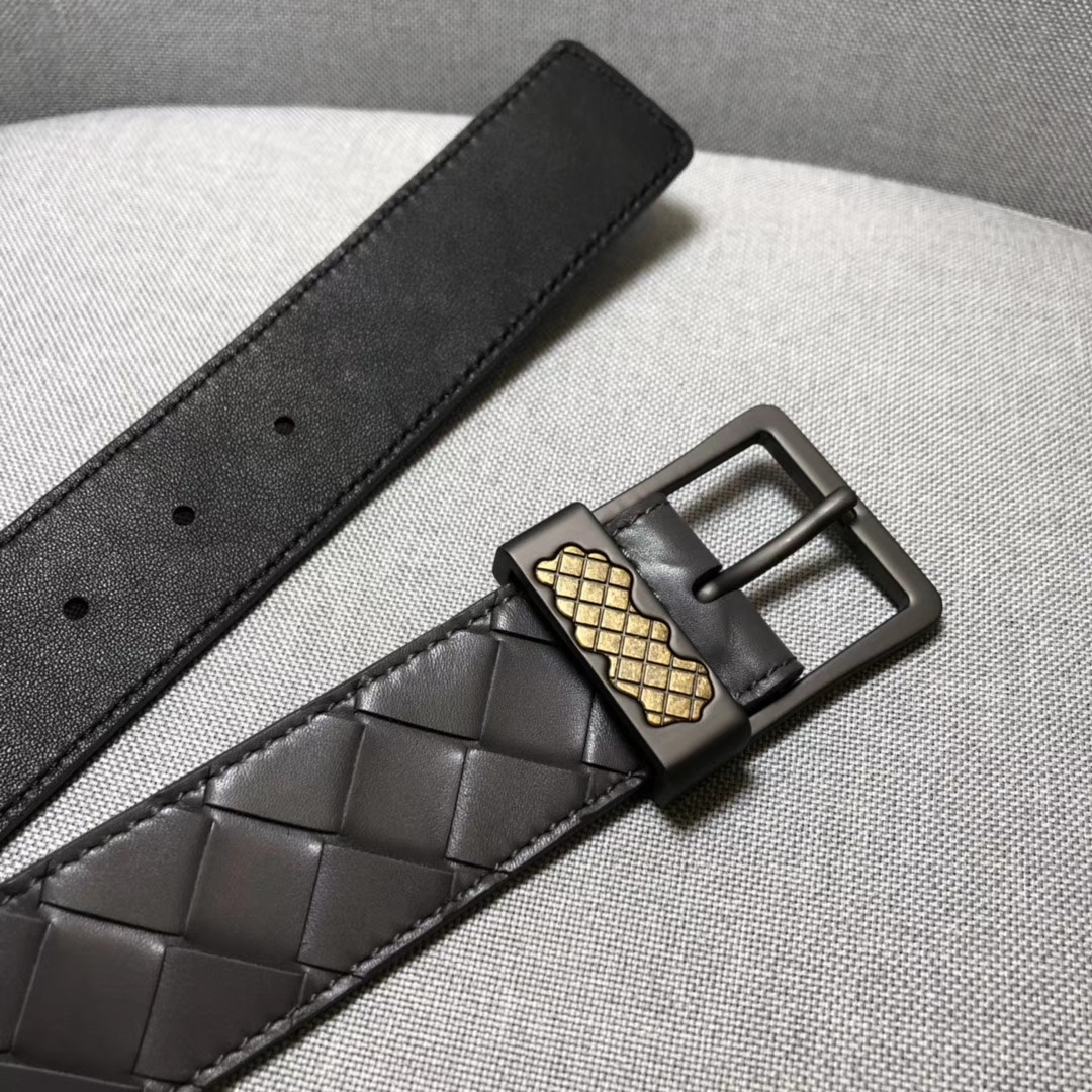Bottega Veneta: Italian Luxury Brand Known for High-Quality, Low-Profile Process - 图片 1