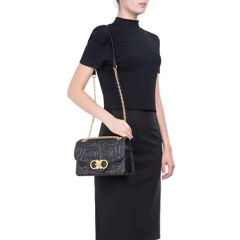 Ferragamo Product _dxtqfWFC3kIUXNHnYF00GbiLLxKhPcjXLSZ5aPQ